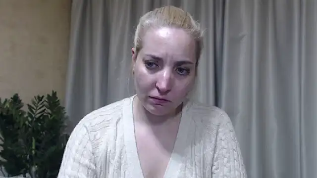 Snapshot of sweetpussy chatting on April 18, 2026, 7:58 pm sweetpussy online show from April 18, 2026, 7:58 pm