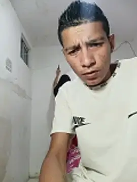 Snapshot of valenpaisita2123 chatting on March 30, 2026, 2:45 am valenpaisita2123 online show from March 30, 2026, 2:45 am