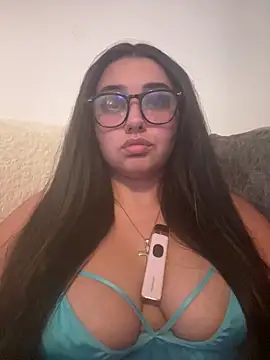 Snapshot of Wild_Busty_Niyah_XX chatting on June 13, 2026, 7:23 pm Wild Busty Niyah XX online show from June 13, 2026, 7:23 pm