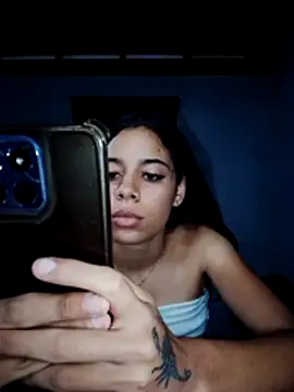 Vaness hot online show from March 17, 2026, 1:54 am