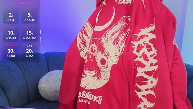 Snapshot of Madison_Cortes chatting on December 18, 2025, 7:42 pm Madison Cortes online show from December 18, 2025, 7:42 pm