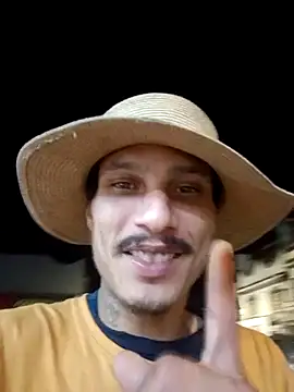 magrinhofibroso17 online show from June 27, 2026, 8:58 pm