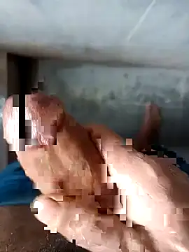 xhanm online show from February 3, 2026, 5:38 am