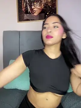 ravenna em online show from December 14, 2025, 3:50 pm