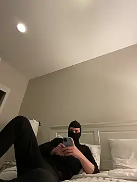 phantom898983 online show from February 24, 2026, 7:39 am