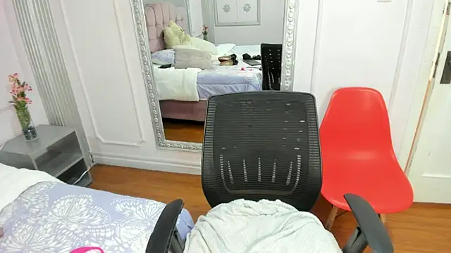 Sabrina Cutte online show from March 28, 2026, 3:44 pm