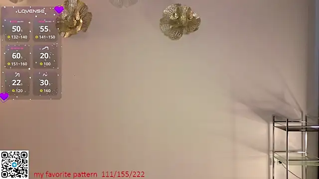 EvaaAnderson online show from April 10, 2026, 4:50 am