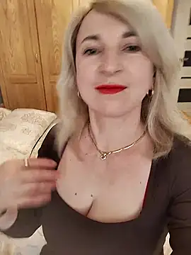 AhlyssaLove1155 online show from May 16, 2026, 3:55 pm