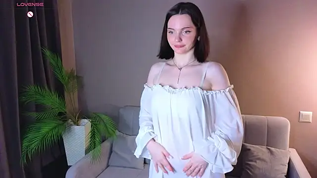 MaryHarris online show from December 16, 2025, 1:32 am