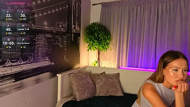 Snapshot of Angelic_kiss chatting on December 18, 2025, 6:36 pm Angelic kiss online show from December 18, 2025, 6:36 pm