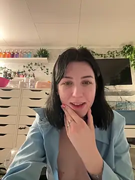 Nattasss online show from February 12, 2026, 2:06 am