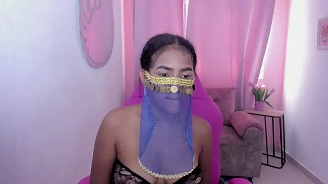 LeilaZahar online show from December 19, 2025, 2:57 pm