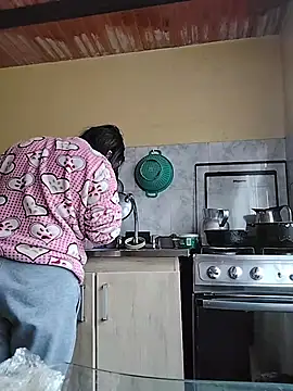 Snapshot of Susana_Rojas chatting on February 16, 2026, 6:26 pm Susana Rojas online show from February 16, 2026, 6:26 pm