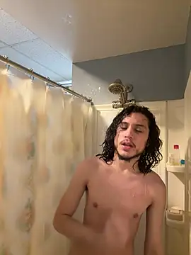 Snapshot of wecrulb chatting on February 19, 2026, 6:37 pm wecrulb online show from February 19, 2026, 6:37 pm