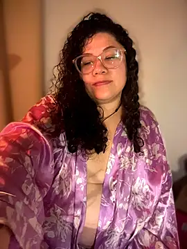 Snapshot of VanesssaMilf_ chatting on February 26, 2026, 3:27 am VanesssaMilf online show from February 26, 2026, 3:27 am