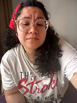 Snapshot of VanesssaMilf_ chatting on March 29, 2026, 3:12 pm VanesssaMilf online show from March 29, 2026, 3:12 pm