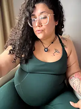 Snapshot of VanesssaMilf_ chatting on April 10, 2026, 4:01 pm VanesssaMilf online show from April 10, 2026, 4:01 pm