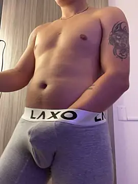 Goldenknight33 online show from April 9, 2026, 1:38 pm