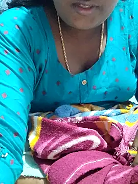 divyatamil143 online show from December 14, 2025, 4:07 am