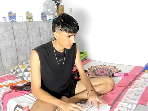 Andycillo online show from December 15, 2025, 1:21 am