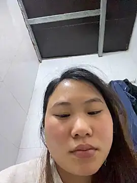 Ly-ly123 online show from December 15, 2025, 10:36 pm