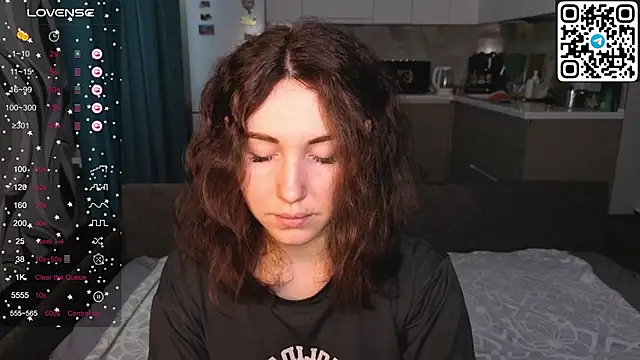 Alena MellS online show from December 15, 2025, 9:02 am