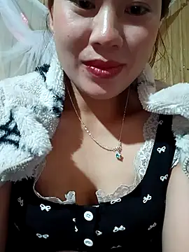 mayni012314 online show from December 18, 2025, 7:14 am