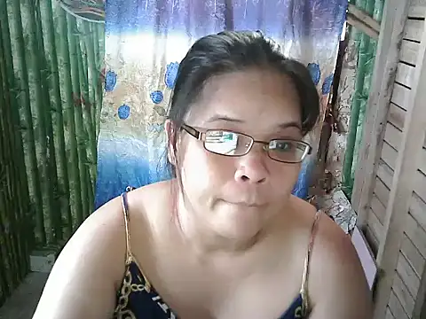 Snapshot of Hotty_babe23 chatting on May 1, 2026, 1:54 am Hotty babe23 online show from May 1, 2026, 1:54 am