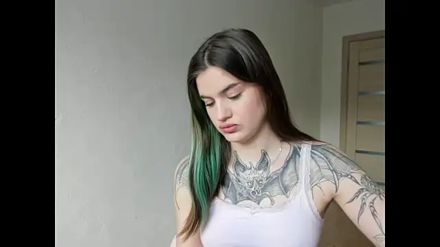 Snapshot of NikkieKitty chatting on April 24, 2026, 2:52 pm NikkieKitty online show from April 24, 2026, 2:52 pm