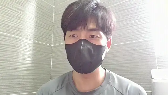 Snapshot of kimze7 chatting on March 8, 2026, 2:04 am kimze7 online show from March 8, 2026, 2:04 am