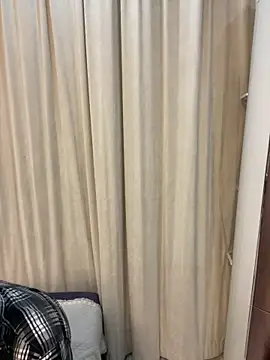 Snapshot of kimze7 chatting on March 13, 2026, 8:26 pm kimze7 online show from March 13, 2026, 8:26 pm