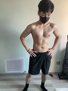 Snapshot of kimze7 chatting on March 18, 2026, 11:52 pm kimze7 online show from March 18, 2026, 11:52 pm