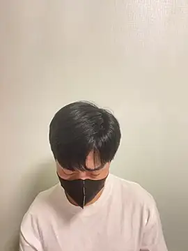 Snapshot of kimze7 chatting on March 27, 2026, 10:26 am kimze7 online show from March 27, 2026, 10:26 am