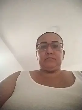 Nini Love  online show from March 27, 2026, 8:30 pm