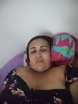 Snapshot of Nini_Love_ chatting on May 19, 2026, 3:35 am Nini Love online show from May 19, 2026, 3:35 am