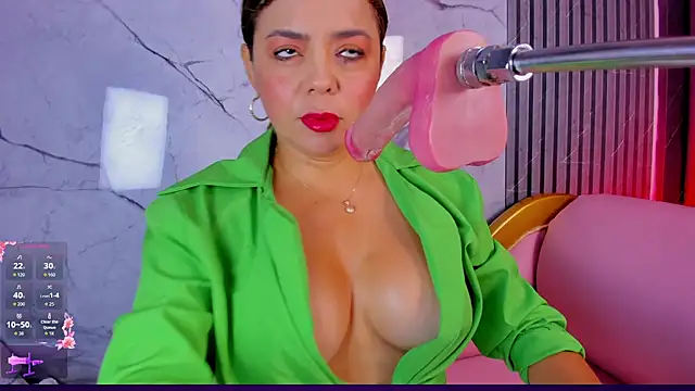 Snapshot of shayra_boobs2 chatting on June 2, 2026, 10:39 am shayra boobs2 online show from June 2, 2026, 10:39 am