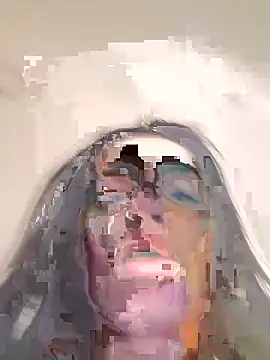 Lexiiskyyxo online show from April 18, 2026, 1:26 pm