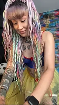 Snapshot of Tattoo__Moon chatting on July 7, 2026, 7:09 am Tattoo Moon online show from July 7, 2026, 7:09 am