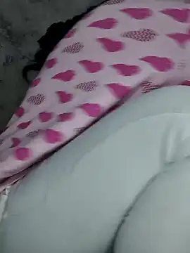 SubmissiveKaur online show from January 7, 2026, 3:53 am