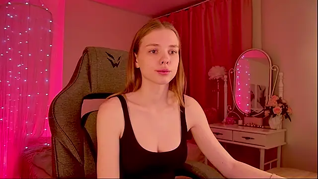 BellaHaadiid online show from December 16, 2025, 11:48 am