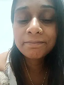 nehakapoor89 online show from January 12, 2026, 7:41 pm