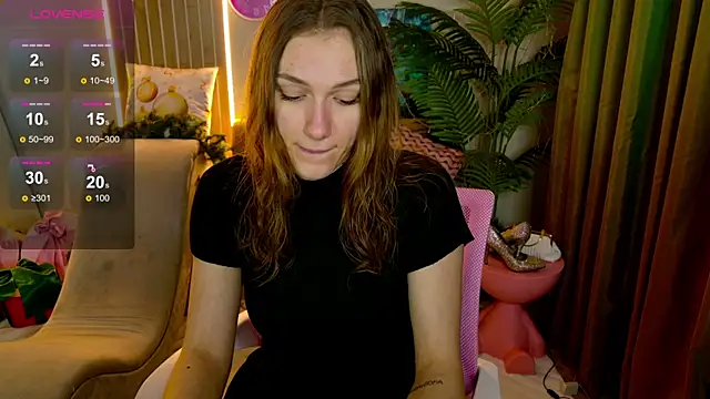 Snapshot of CarolainGilbert chatting on January 13, 2026, 7:13 am CarolainGilbert online show from January 13, 2026, 7:13 am