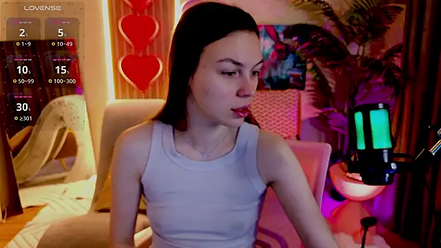 MaxinCarroll online show from March 7, 2026, 7:16 am