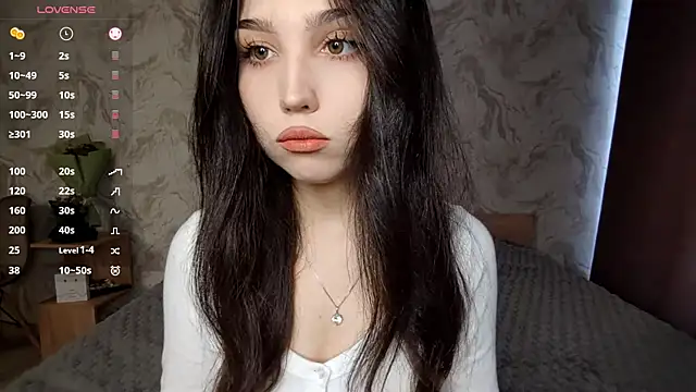 Qwami Amie online show from April 9, 2026, 9:26 am