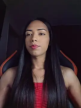 eu anajulia online show from December 18, 2025, 9:32 pm