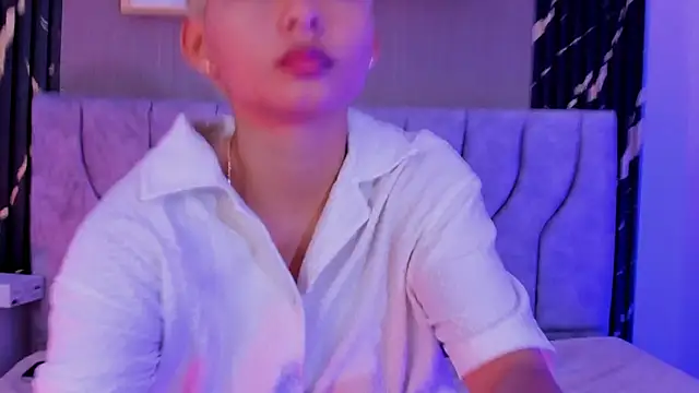 tefi meow  online show from May 30, 2026, 3:42 pm