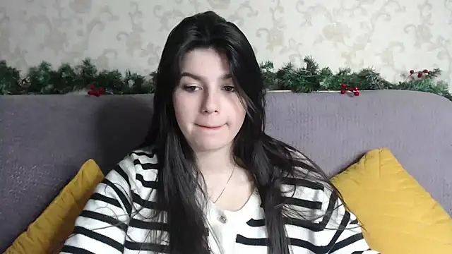 KisaModel online show from February 1, 2026, 9:35 pm