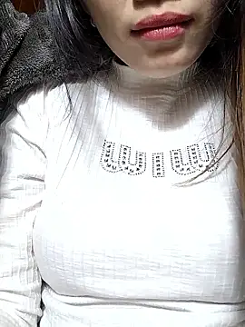 Snapshot of neko-nancy chatting on January 6, 2026, 1:04 pm neko-nancy online show from January 6, 2026, 1:04 pm