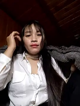 Snapshot of neko-nancy chatting on January 10, 2026, 3:41 am neko-nancy online show from January 10, 2026, 3:41 am