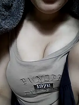 Snapshot of neko-nancy chatting on February 15, 2026, 2:25 pm neko-nancy online show from February 15, 2026, 2:25 pm